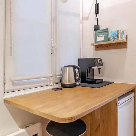 Stylish Duplex In Vibrant Center *