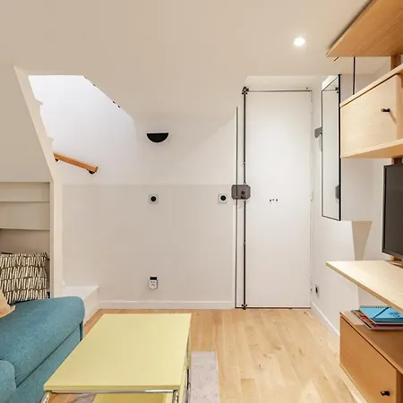 Lejlighed Stylish Duplex In Vibrant Center